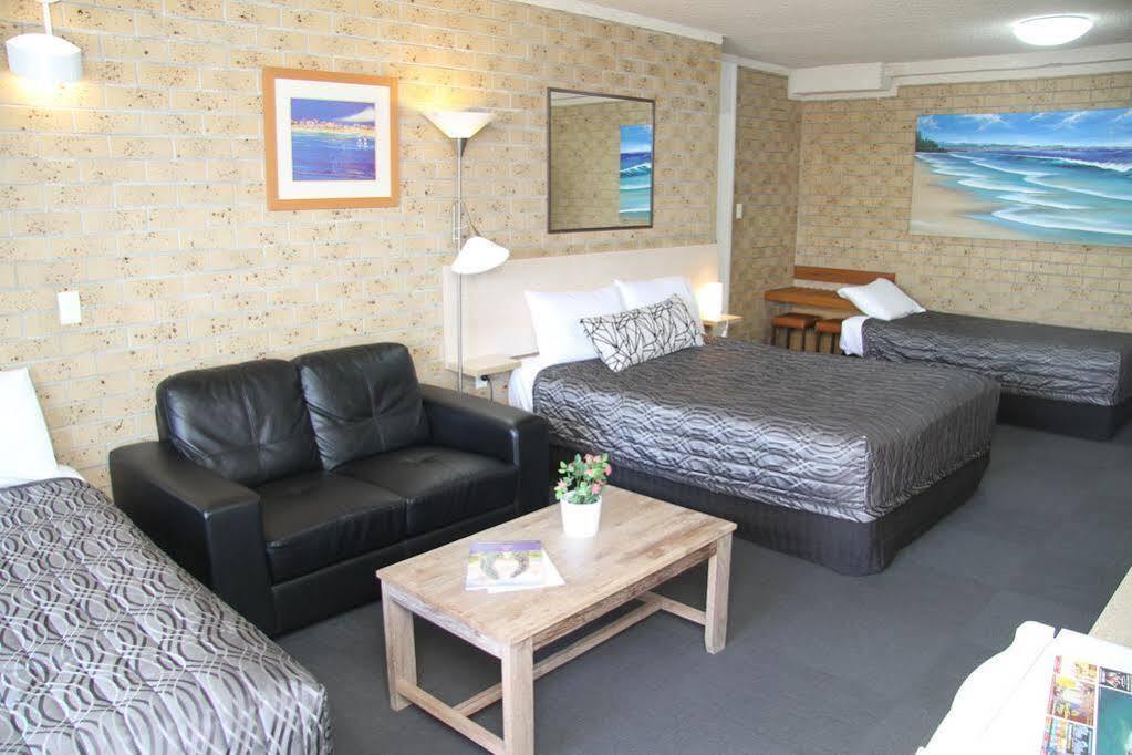 Tweed Harbour Motor Tweed Heads